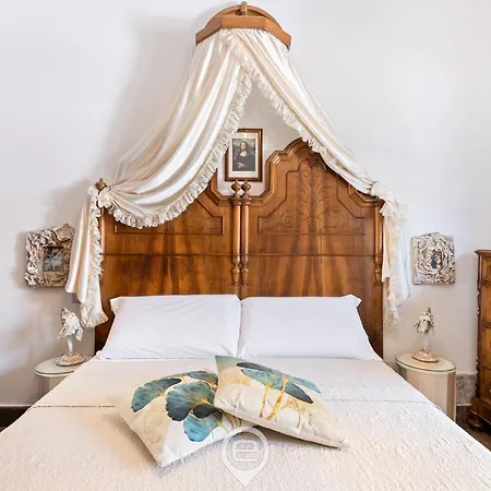 Estay - Domo Antico Borgo 3*