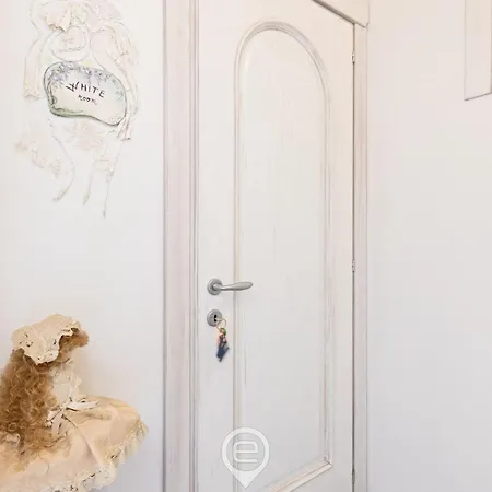 Estay - Domo Antico Borgo Pensjonat